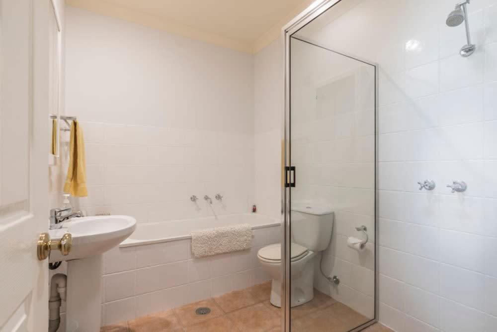 3 Bdrm 2 Bthrm House Close To Canberra Cbd & Anu Exteriér fotografie
